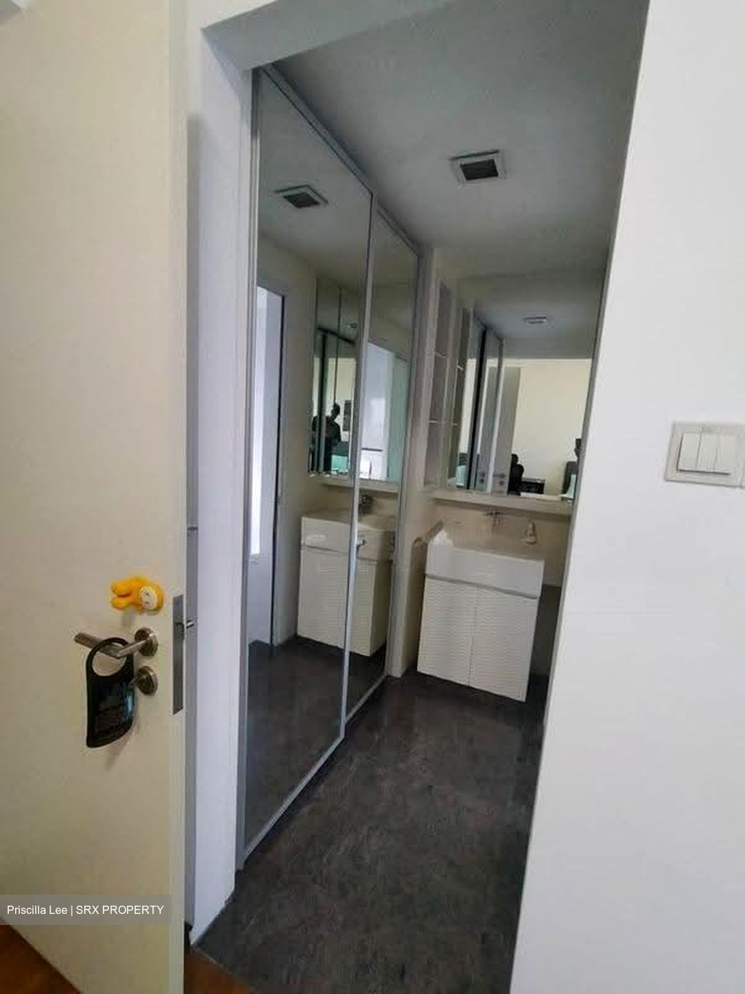 De Royale (D12), Condominium #628438161
